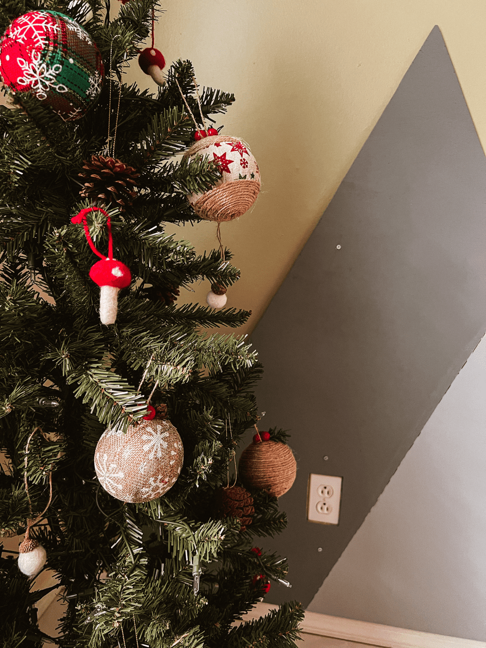 adorable-natural-christmas-decorations-nursery-decor-ideas